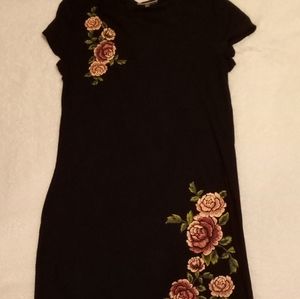 A rose black dress
